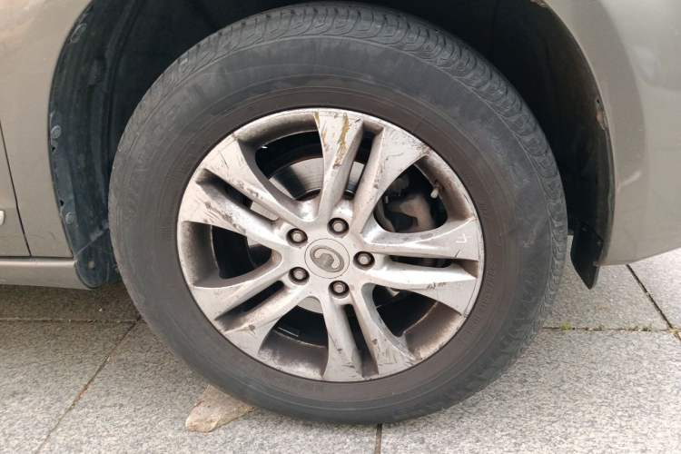 Used Haval H6 2012 1.5T Manual Two-Wheel Drive Prestige Version Right Front Wheel Hub