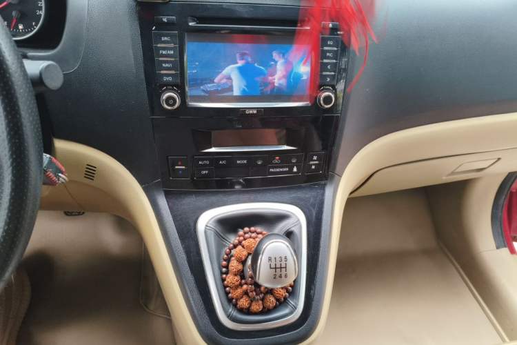 Used Haval H6 2012 1.5T Manual Two-Wheel Drive Elite Model Audio And AC Panel