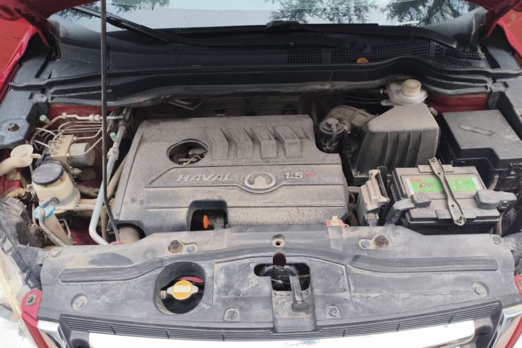 Used Haval H6 2012 1.5T Manual Two-Wheel Drive Elite Model Engine Bay