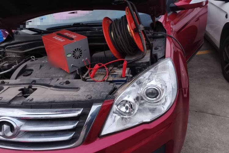 Used Haval H6 2012 2.4L Automatic Two-Wheel Drive Prestige Version Engine Bay Left