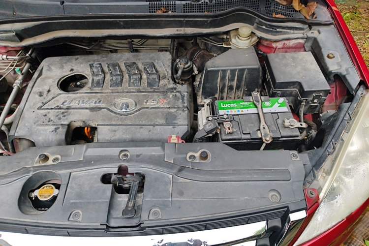 Used Haval H6 2012 1.5T Manual Two-Wheel Drive Elite Model Engine Bay Left