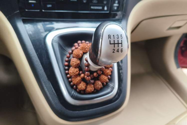 Used Haval H6 2012 1.5T Manual Two-Wheel Drive Elite Model Gear Lever