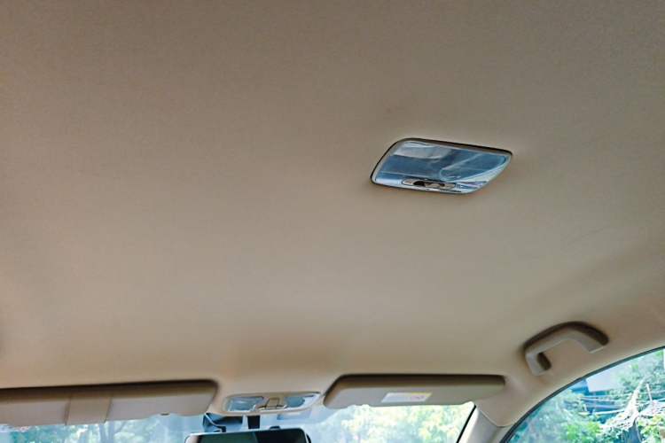 Used Haval H6 2012 1.5T Manual Two-Wheel Drive Elite Model Headliner