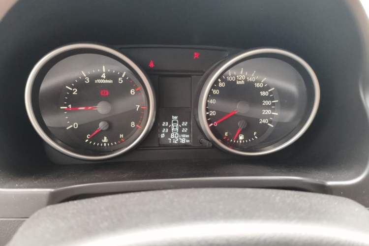 Used Haval H6 2012 1.5T Manual Two-Wheel Drive Elite Model Instrument Cluster