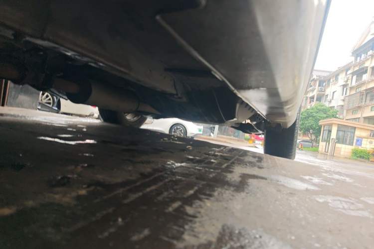 Used Haval H6 2012 1.5T Manual Two-Wheel Drive Elite Model Chassis Front Left