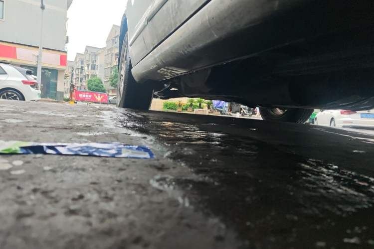 Used Haval H6 2012 1.5T Manual Two-Wheel Drive Elite Model Chassis Front Right