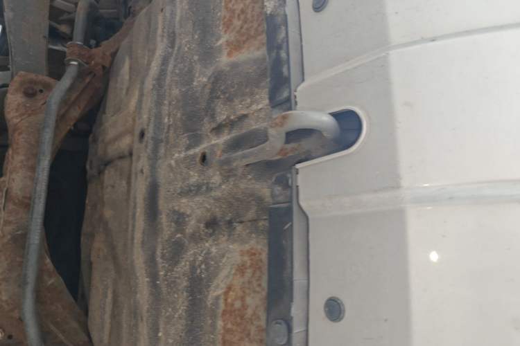 Used Haval H6 2012 1.5T Manual Two-Wheel Drive Prestige Version Chassis Rear
