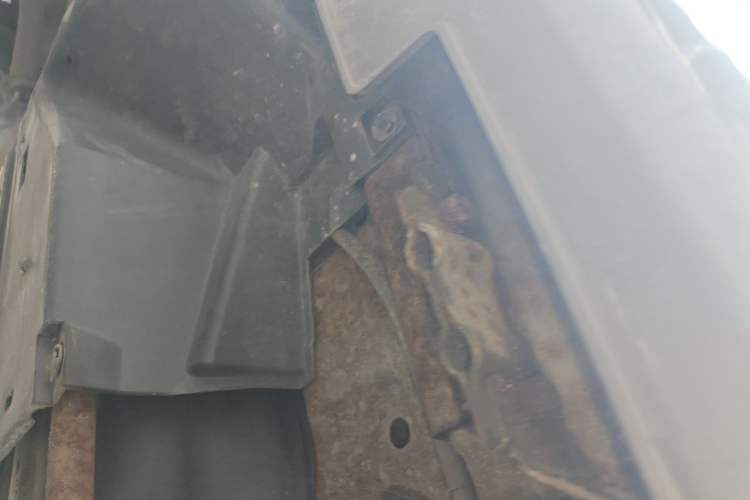 Used Haval H6 2012 1.5T Manual Two-Wheel Drive Prestige Version Chassis Rear Left