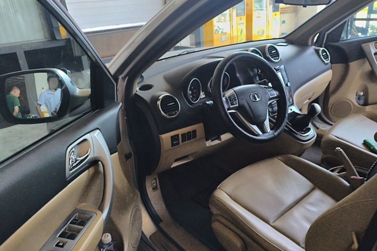 Used Haval H6 2012 2.4L Manual Two-Wheel Drive Urban Version Driver Seat