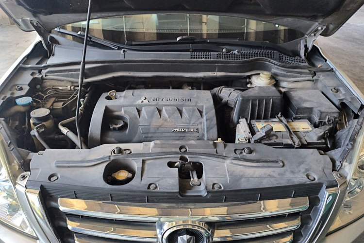 Used Haval H6 2012 2.4L Manual Two-Wheel Drive Urban Version Engine Bay