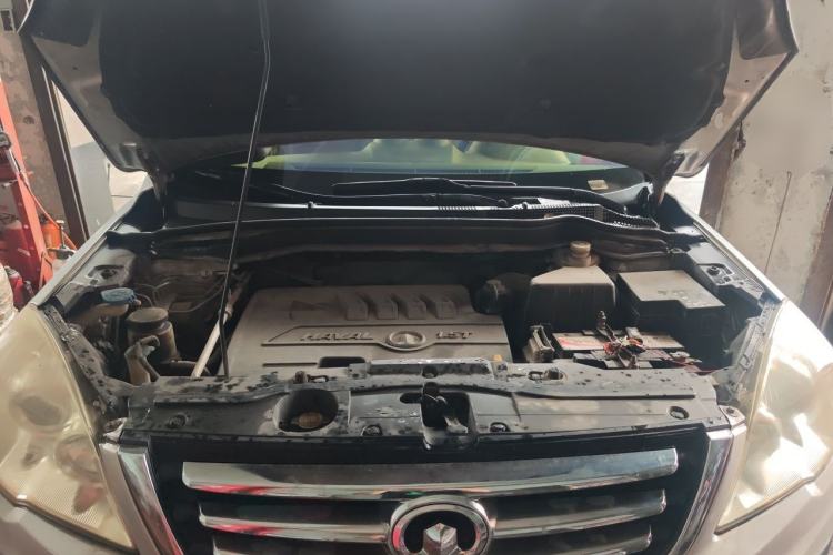 Used Haval H6 2012 1.5T Manual Two-Wheel Drive Elite Model Engine Bay