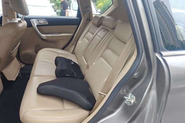 Used Haval H6 2012 1.5T Manual Two-Wheel Drive Prestige Version Left Rear Seat