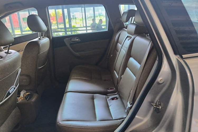 Used Haval H6 2012 2.4L Manual Two-Wheel Drive Urban Version Left Rear Seat
