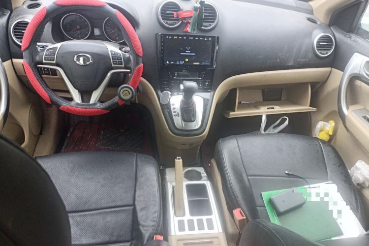 Used Haval H6 2012 2.4L Automatic Two-Wheel Drive Elite Version Center Console