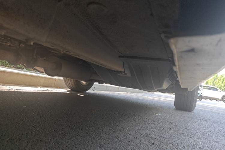 Used Haval H6 2012 1.5T Manual Two-Wheel Drive Elite Model Chassis Front Left