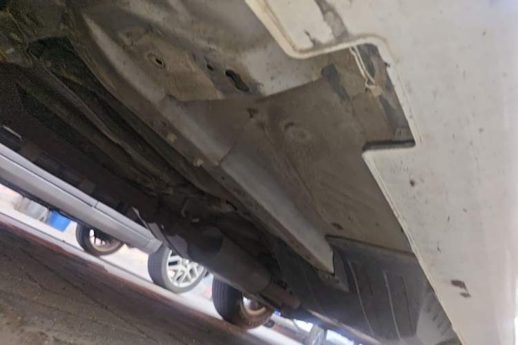 Used Haval H6 2012 2.4L Automatic Two-Wheel Drive Elite Version Chassis Front Left