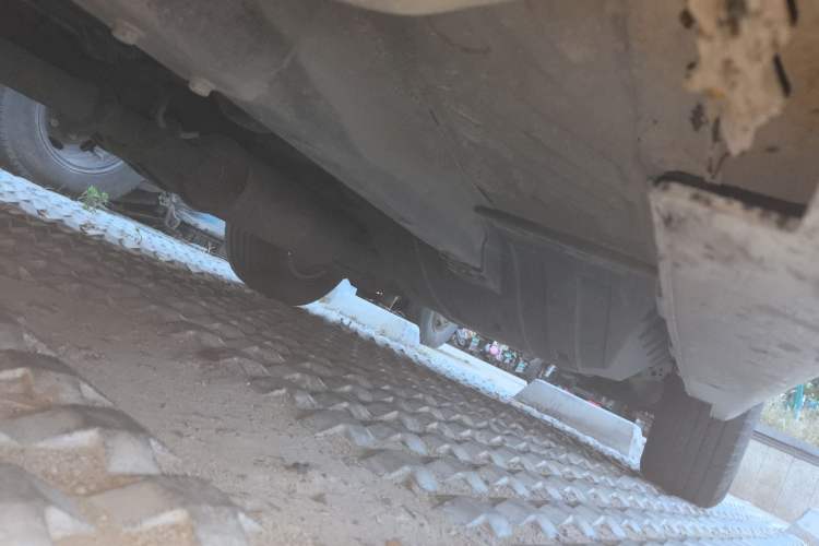 Used Haval H6 2012 1.5T Manual Two-Wheel Drive Urban Version Chassis Front Left