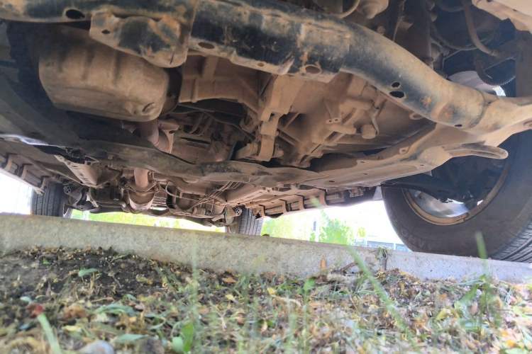 Used Haval H6 2012 1.5T Manual Two-Wheel Drive Urban Version Chassis Front Left