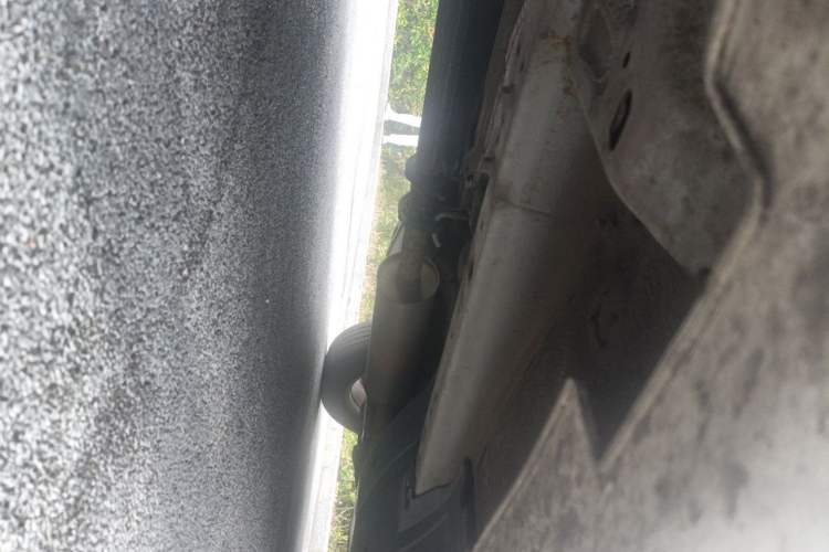 Used Haval H6 2012 2.4L Automatic Two-Wheel Drive Elite Version Chassis Front Left
