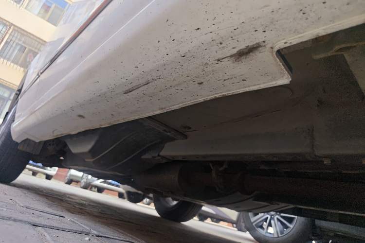Used Haval H6 2012 2.4L Automatic Two-Wheel Drive Elite Version Chassis Front Right