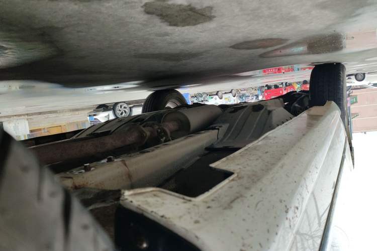 Used Haval H6 2012 1.5T Manual Two-Wheel Drive Elite Model Chassis Front Right
