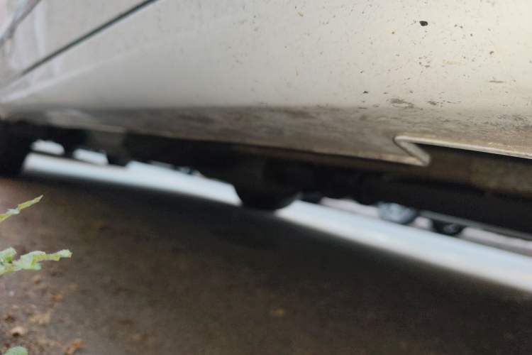 Used Haval H6 2012 2.4L Automatic Two-Wheel Drive Elite Version Chassis Front Right