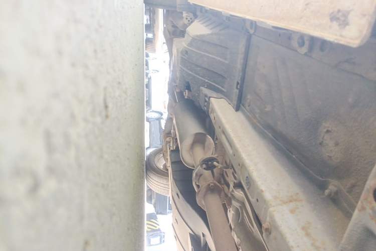 Used Haval H6 2012 1.5T Manual Two-Wheel Drive Elite Model Chassis Front Right