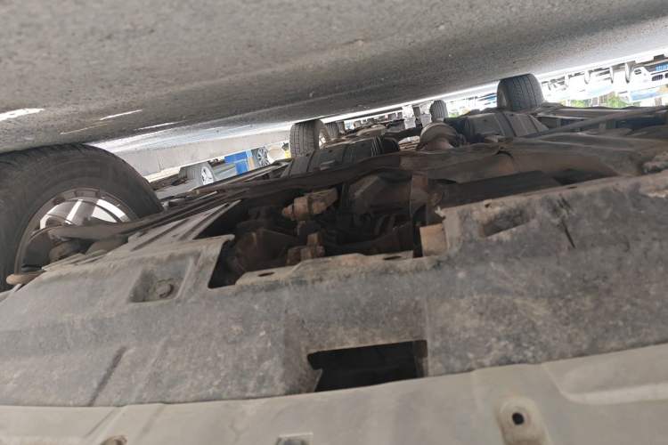 Used Haval H6 2012 1.5T Manual Two-Wheel Drive Prestige Version Chassis Front