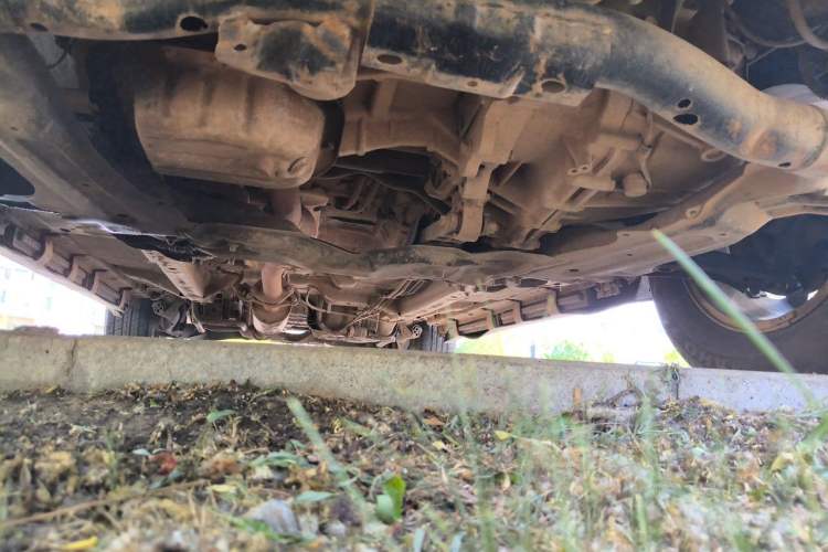 Used Haval H6 2012 1.5T Manual Two-Wheel Drive Urban Version Chassis Front