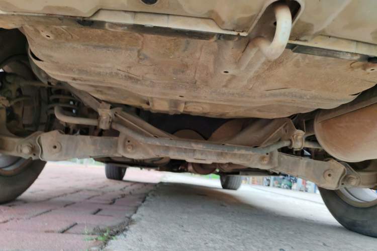Used Haval H6 2012 2.4L Automatic Two-Wheel Drive Elite Version Chassis Rear