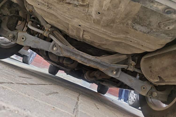 Used Haval H6 2012 2.4L Automatic Two-Wheel Drive Elite Version Chassis Rear
