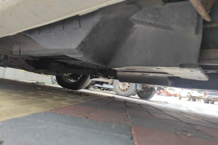 Used Haval H6 2012 2.4L Automatic Two-Wheel Drive Elite Version Chassis Rear Left
