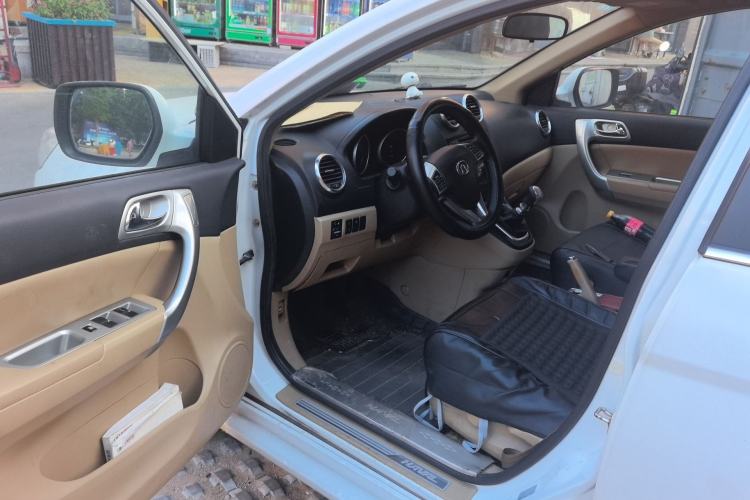 Used Haval H6 2012 1.5T Manual Two-Wheel Drive Urban Version Driver Seat