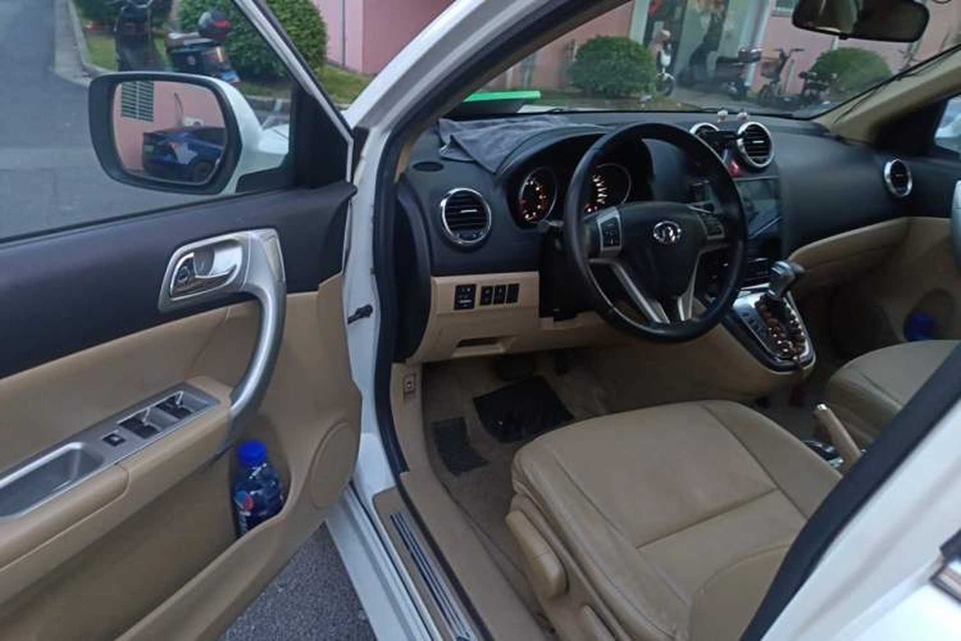 Used Haval H6 2012 2.4L Automatic Two-Wheel Drive Elite Version Driver Seat