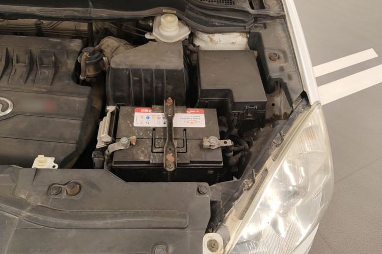 Used Haval H6 2012 1.5T Manual Two-Wheel Drive Elite Model Engine Bay Left