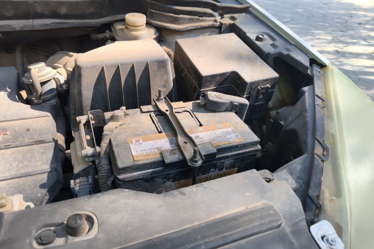 Used Haval H6 2012 1.5T Manual Two-Wheel Drive Urban Version Engine Bay Left