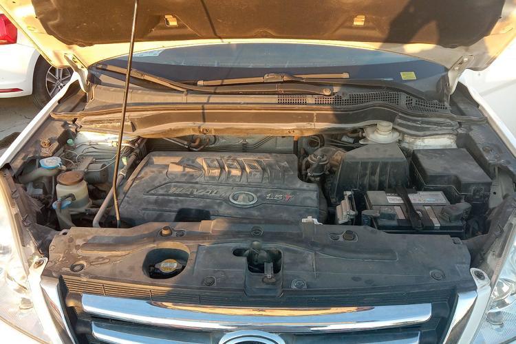 Used Haval H6 2012 1.5T Manual Two-Wheel Drive Elite Model Engine Bay