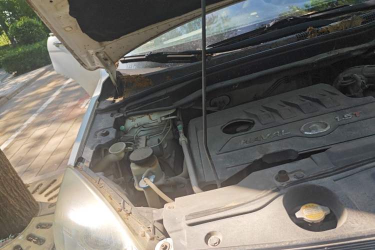 Used Haval H6 2012 1.5T Manual Two-Wheel Drive Elite Model Engine Bay Right
