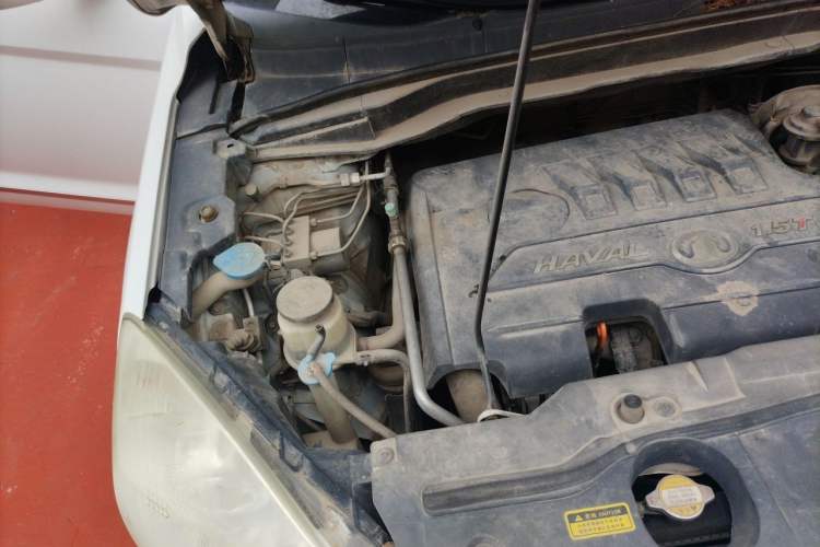 Used Haval H6 2012 1.5T Manual Two-Wheel Drive Elite Model Engine Bay Right