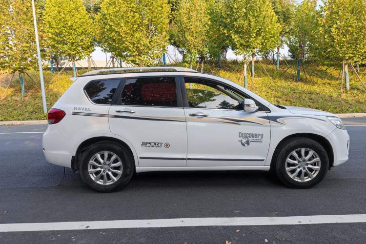 Used Haval H6 2012 2.4L Automatic Two-Wheel Drive Prestige Version Exterior 3