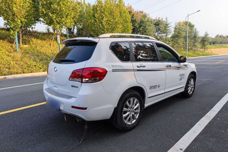 Used Haval H6 2012 2.4L Automatic Two-Wheel Drive Prestige Version Exterior 6
