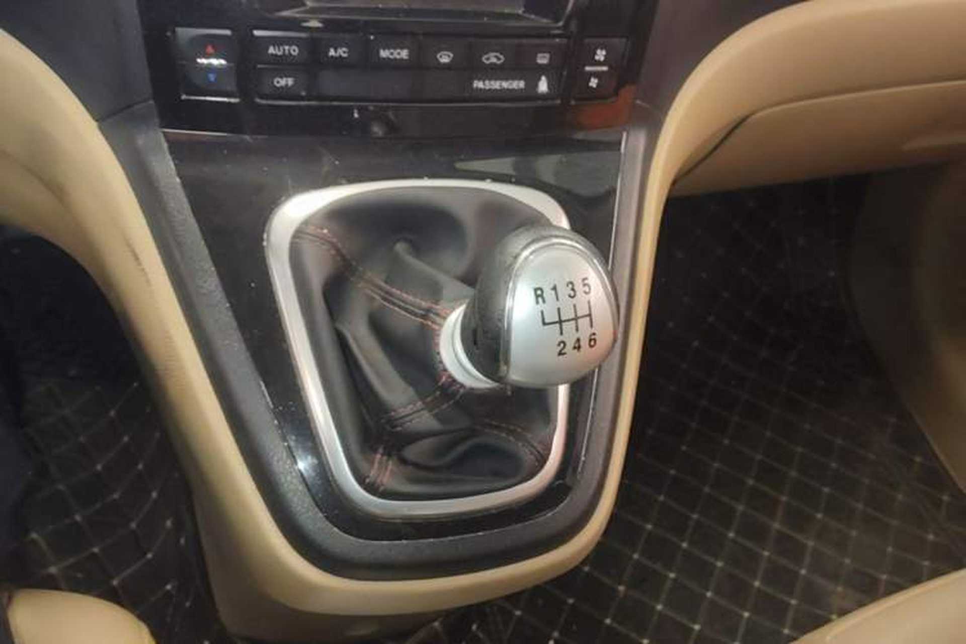 Used Haval H6 2012 1.5T Manual Two-Wheel Drive Elite Model Gear Lever