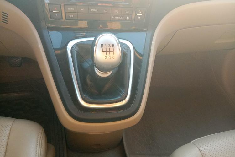 Used Haval H6 2012 1.5T Manual Two-Wheel Drive Elite Model Gear Lever