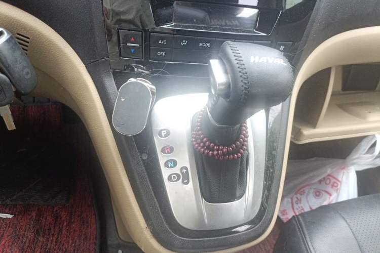 Used Haval H6 2012 2.4L Automatic Two-Wheel Drive Elite Version Gear Lever