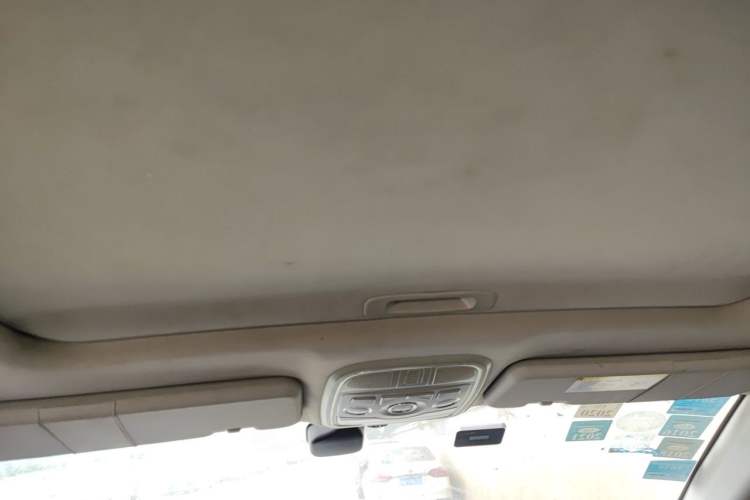 Used Haval H6 2012 1.5T Manual Two-Wheel Drive Prestige Version Headliner