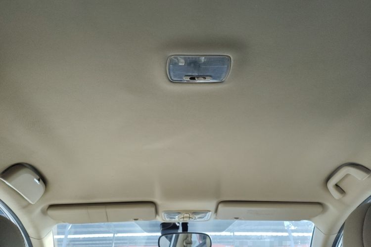 Used Haval H6 2012 1.5T Manual Two-Wheel Drive Elite Model Headliner