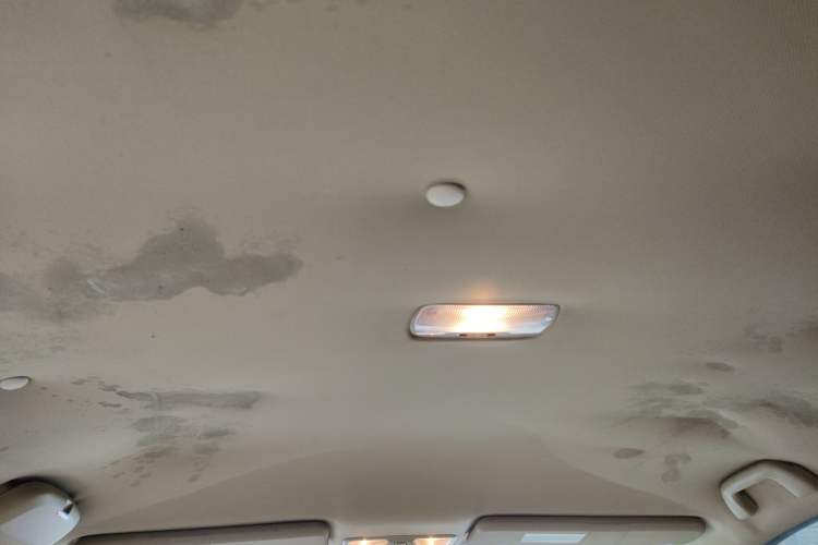 Used Haval H6 2012 1.5T Manual Two-Wheel Drive Elite Model Headliner