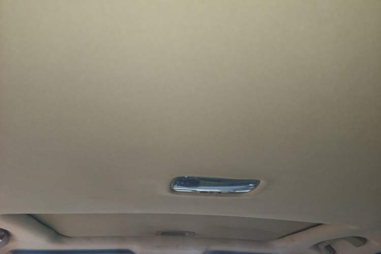 Used Haval H6 2012 1.5T Manual Two-Wheel Drive Prestige Version Headliner