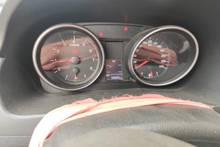 Used Haval H6 2012 1.5T Manual Two-Wheel Drive Prestige Version Instrument Cluster