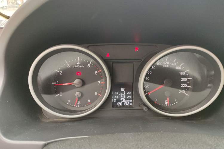 Used Haval H6 2012 1.5T Manual Two-Wheel Drive Elite Model Instrument Cluster
